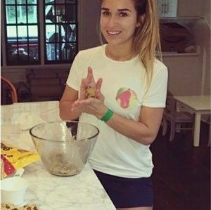 ISO: Kittenish Peaches Shirt Size S